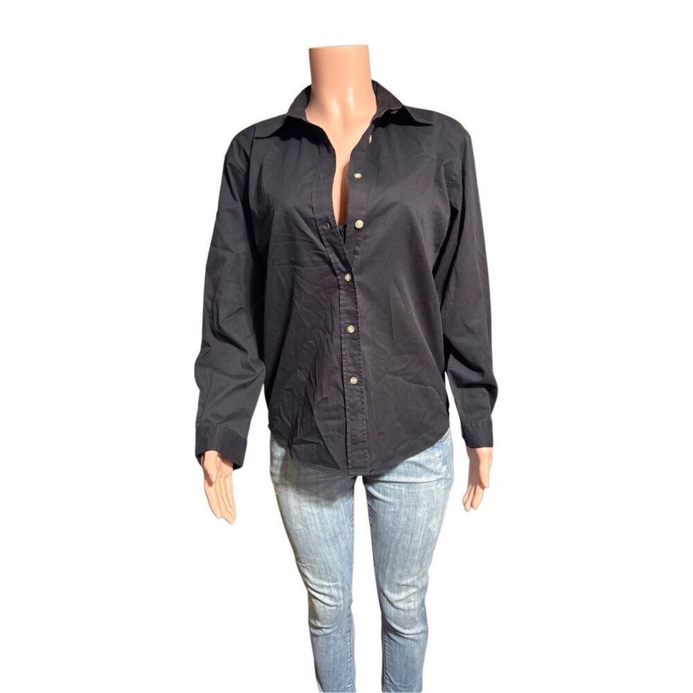 Akwa long sleeve black button down shirt M